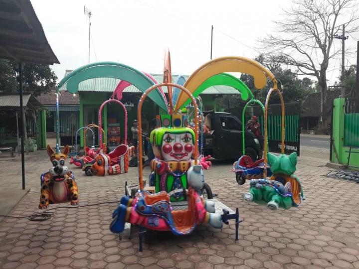 HIBURAN: Komedi Putar Mini, Solusi Menikmati Weekend Ala Kaum Pinggiran Kota